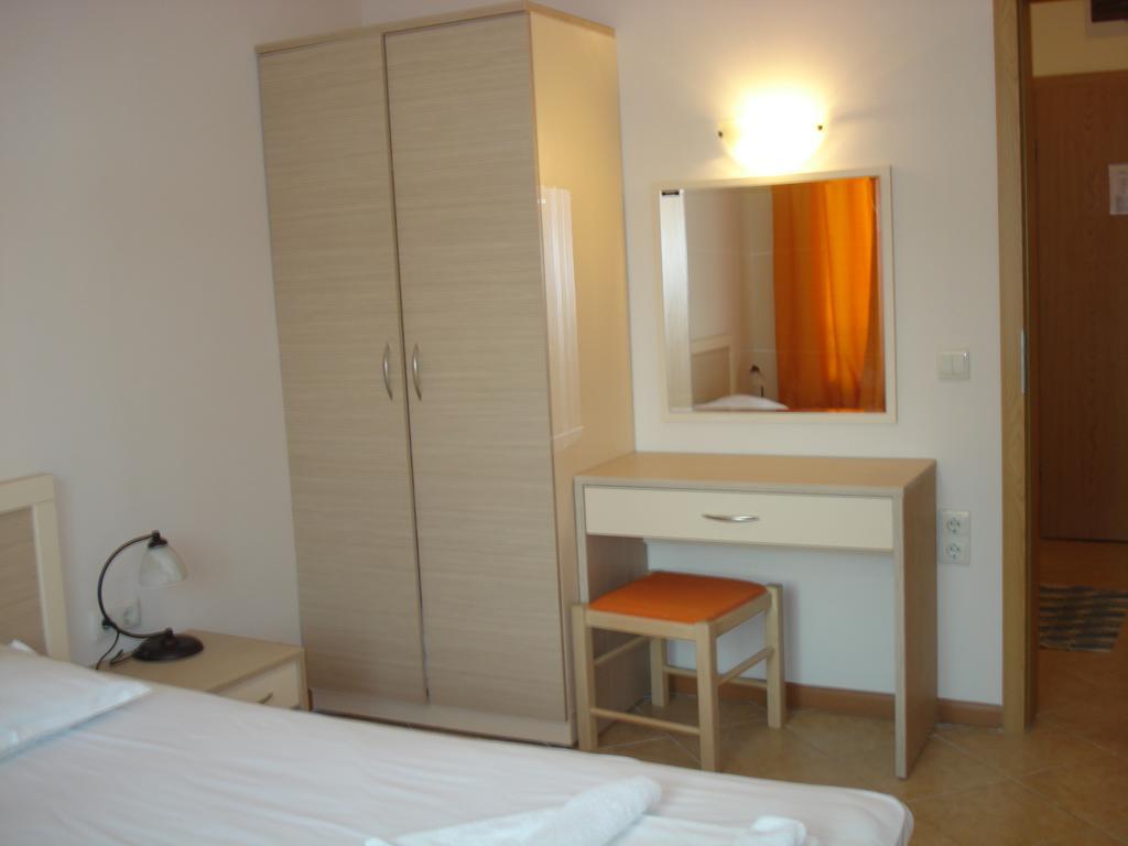 Royal Sun - Sunny Cove Apartment Slăntjev Brjag Exteriör bild
